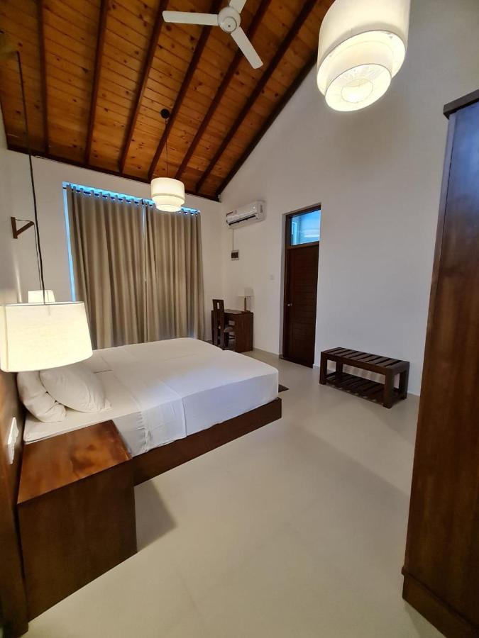 Villa Siri Tropical Retreat à Hikkaduwa Extérieur photo