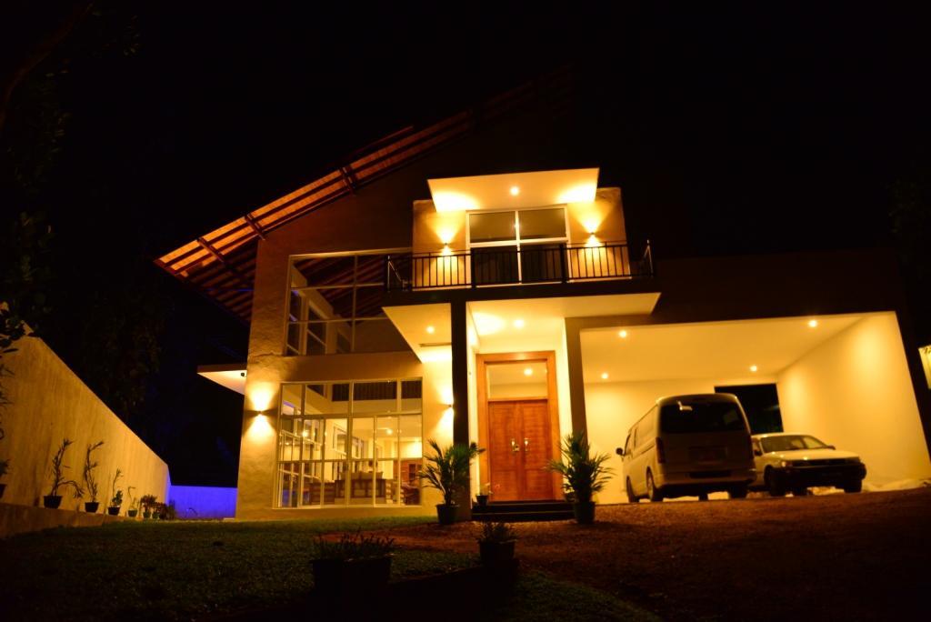 Villa Siri Tropical Retreat à Hikkaduwa Extérieur photo